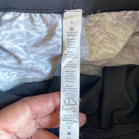 LULULEMON For Love Crop Pull On Pants black & white soft capri Size 6 - Picture 5 of 5